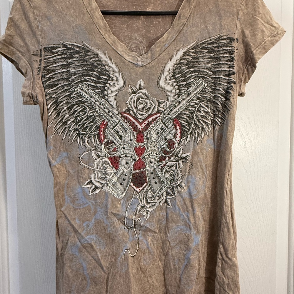 Edgy Tan Graphic Tee with Wings and Roses
